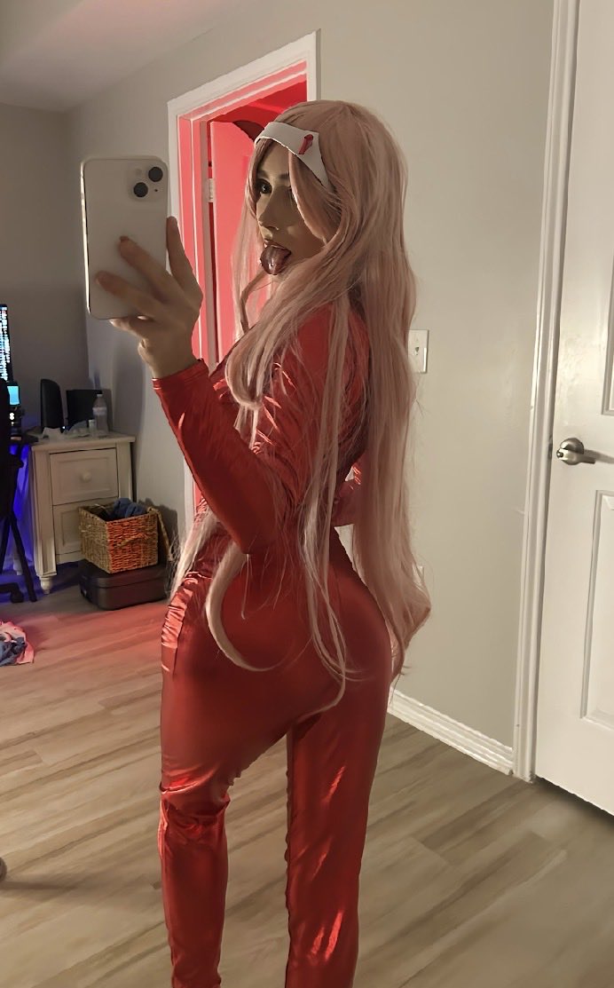 Laci Gabbi tweet media