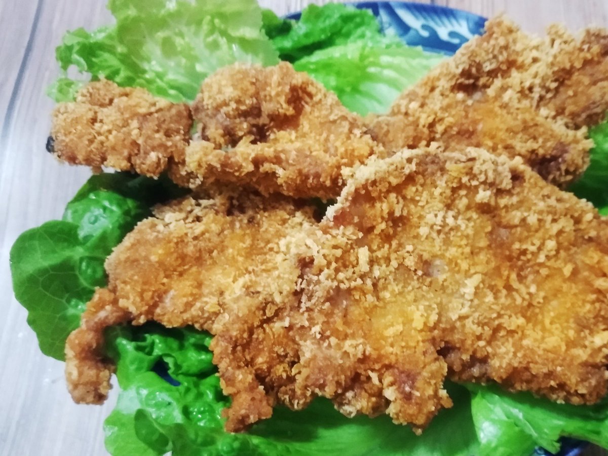 username tweet media