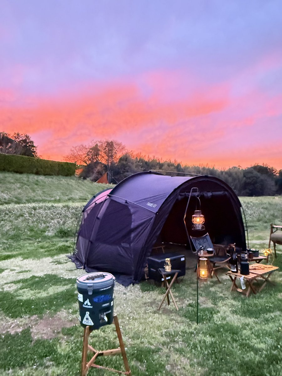 𝕆ℕ𝔼ℂ𝔸𝕄ℙ_ 𝟙𝟞 tweet media