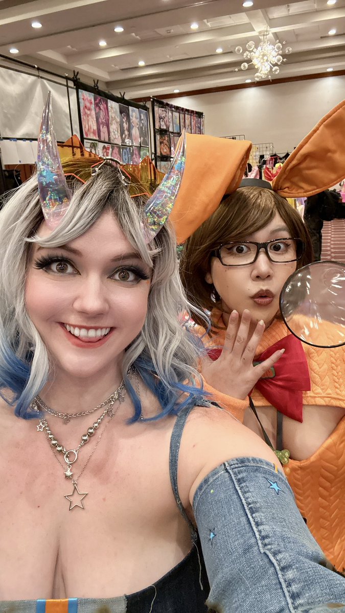 Vixenshelby 🔜 CAD April 3-5 tweet media