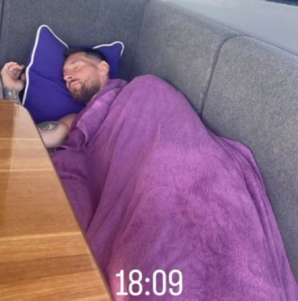 ابو اصىيل| الاحتياطي tweet media