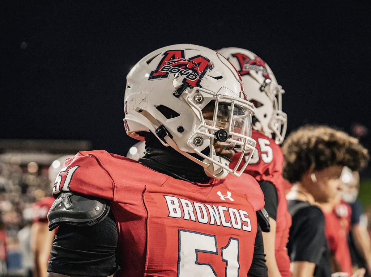 MBHS Bronco Football tweet media