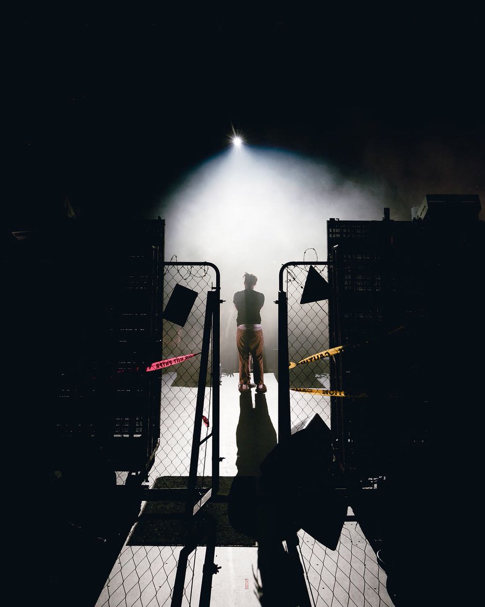 Selfless tweet media