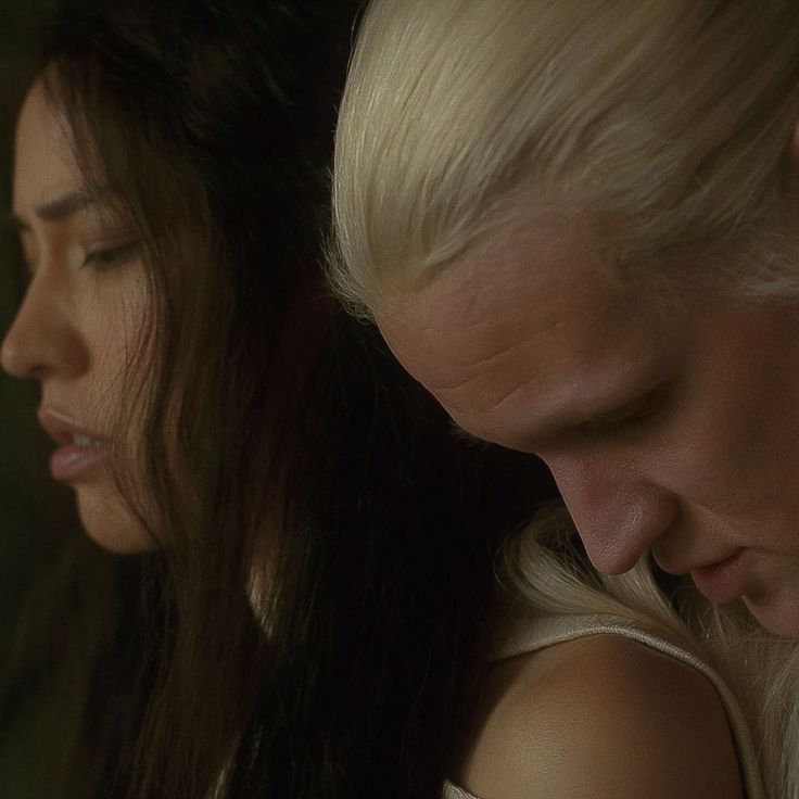 𝓣𝓱𝓮 𝓠𝓾𝓮𝓮𝓷 tweet media