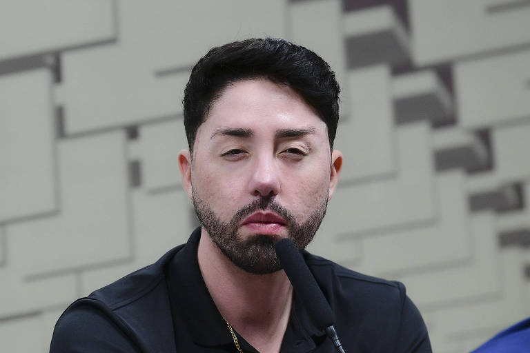 Gato Estrábico Desconstruído 🍍🥂🐉 tweet media