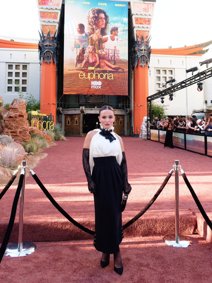Premiere #EuphoriaS3 ✨
12.04 na <a href="/StreamMaxBR/">HBO Max Brasil</a> 
Nossos domingos estarão “euphoricos” 🩵