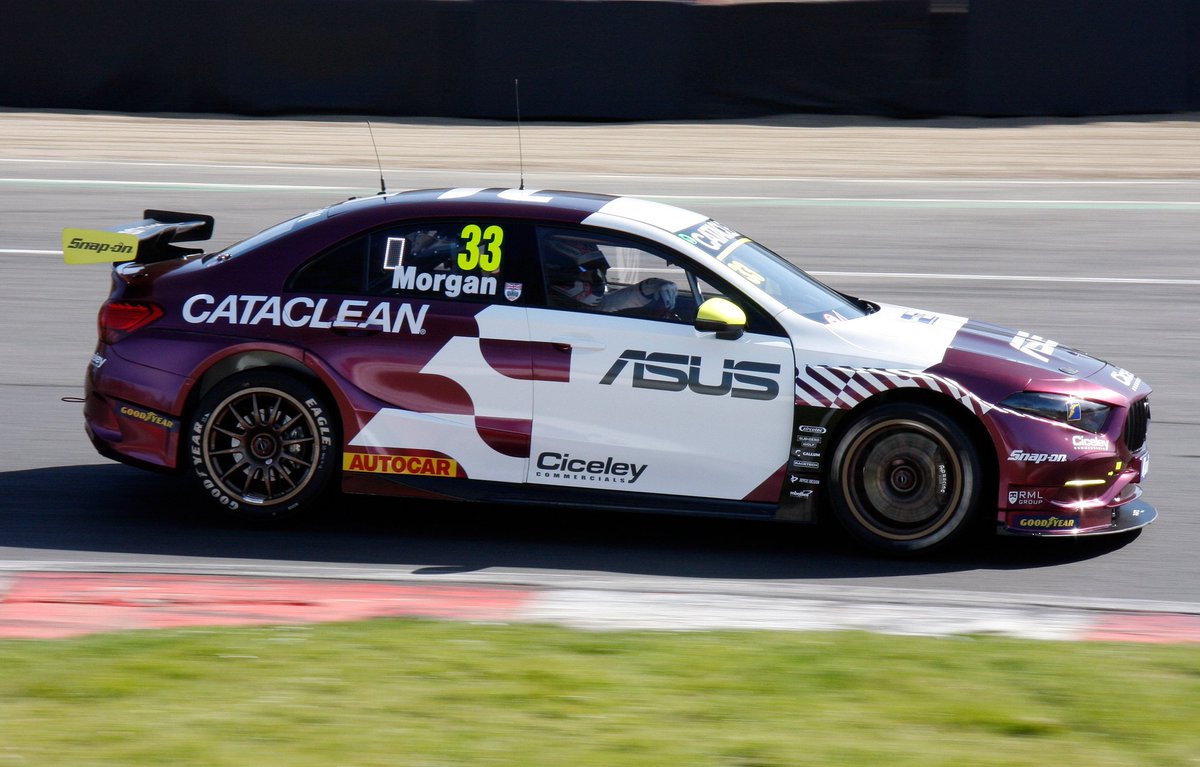 TheHardCompound's tweet image. The 2026 @BTCC season is officially launched after Media Day at @Brands_Hatch.

Great to see cars back out on track, new liveries for @PlatoRacing, @Official_WSR, @SpeedworksMS and @restartracing22 among others.

Season countdown is on...

#btcc #brandshatch #launch #newyear