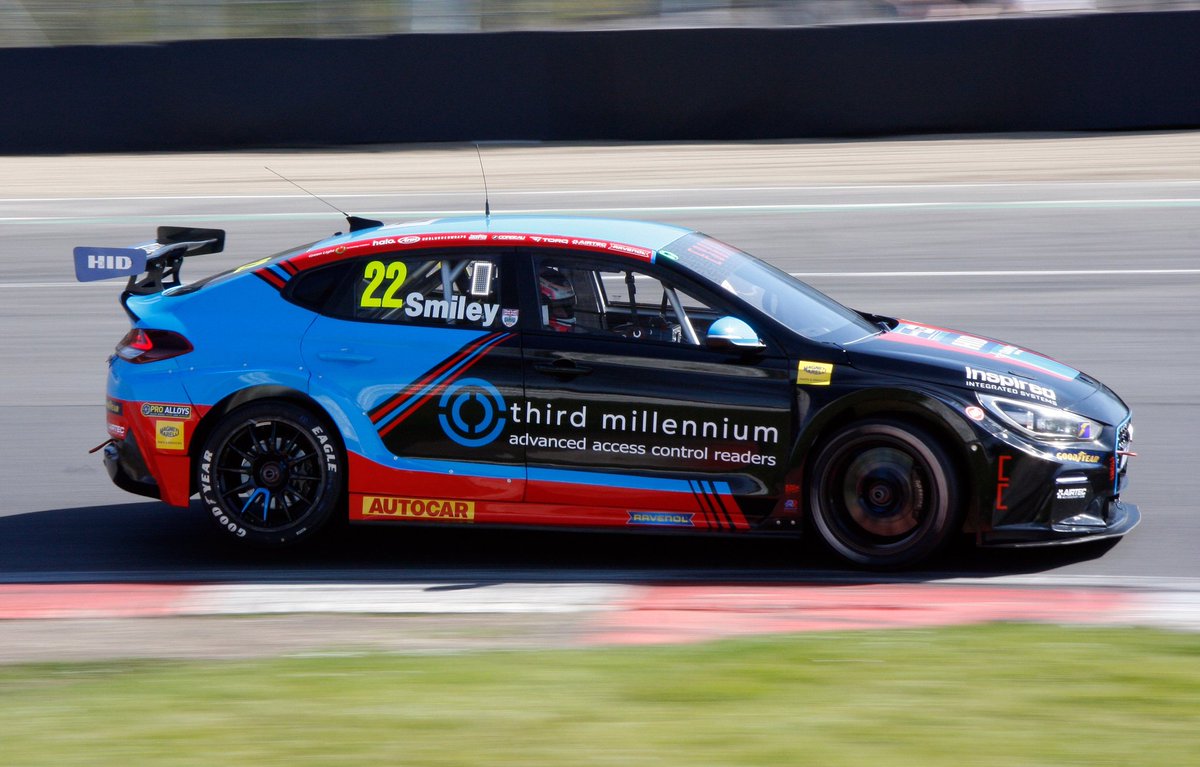 TheHardCompound's tweet image. The 2026 @BTCC season is officially launched after Media Day at @Brands_Hatch.

Great to see cars back out on track, new liveries for @PlatoRacing, @Official_WSR, @SpeedworksMS and @restartracing22 among others.

Season countdown is on...

#btcc #brandshatch #launch #newyear