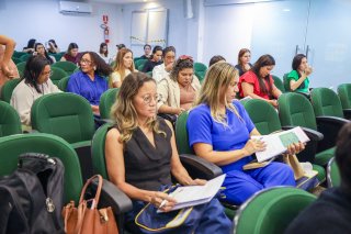 GovernoMA's tweet image. 🥰Profissionais da rede estadual estão se qualificando, em São Luís, para fortalecer o cuidado às pessoas com TEA no SUS. 

A formação, promovida pelo #GovMA busca aprimorar o atendimento e garantir uma assistência mais humanizada e eficiente.

#SUS #TEA #GovernoMA