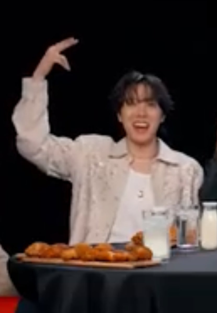 K⁷ | ⊙⊝⊜ tweet media