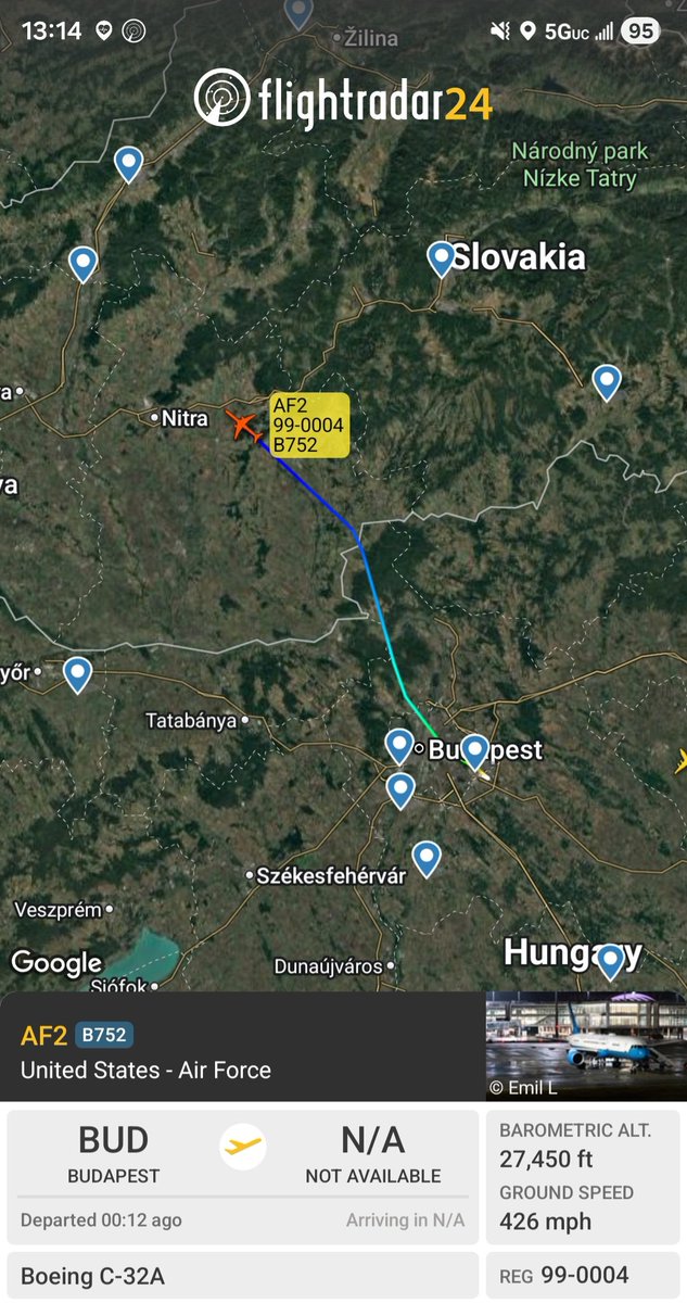 Borrowed7Time's tweet image. USAF C-32A 99-0004 #ADFEBA as AF2 returning from Budapest to JB Andrews with VPOTUS &amp;amp; SLOTUS on board. 
@sipjack1776 @LadyAstroJet @USGovJets