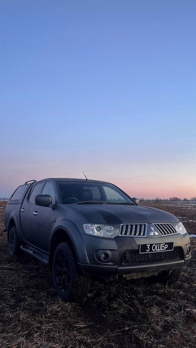 Морґана ле Слей🇺🇦 любить кота Шпротика tweet media