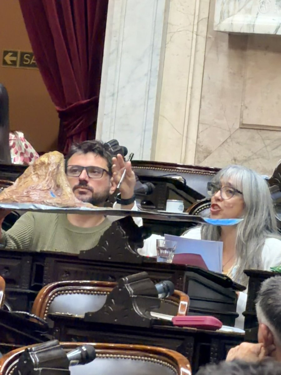 Andrea Vera tweet media