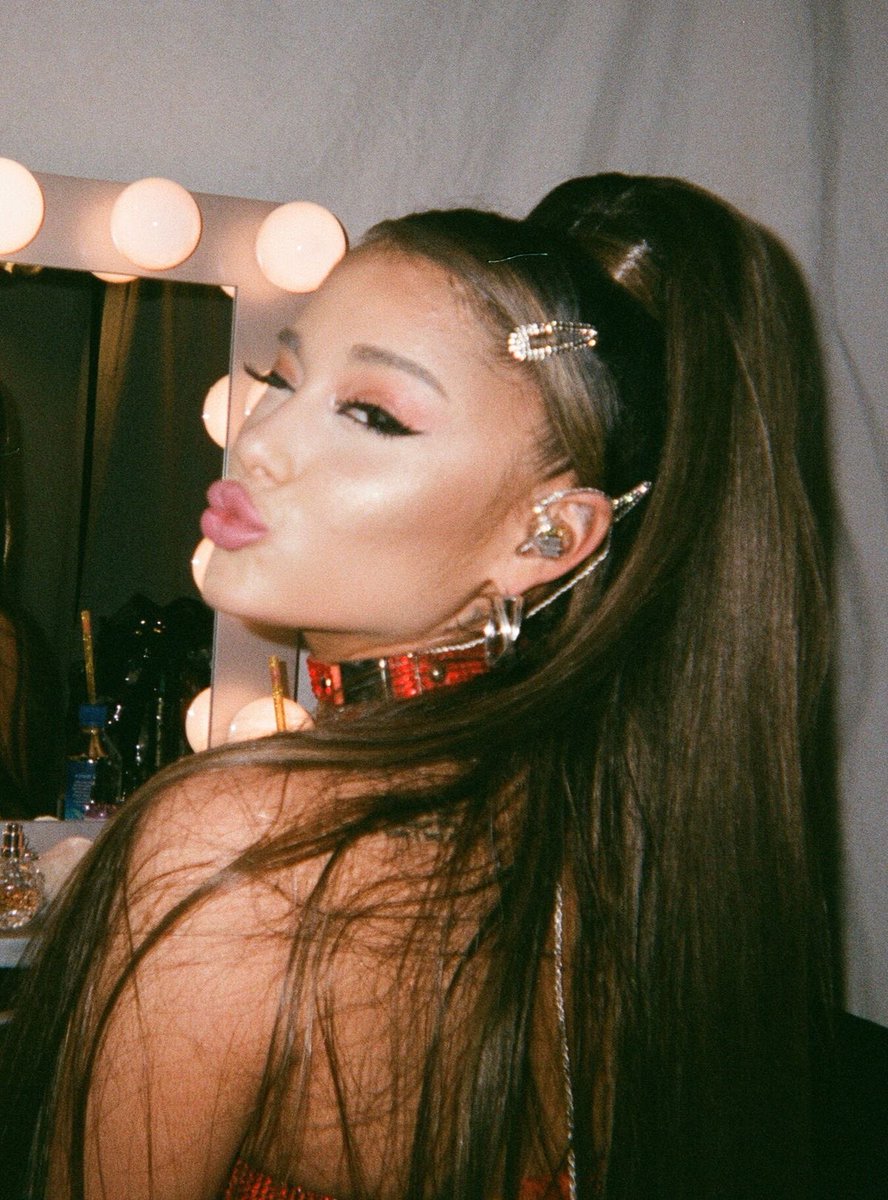 bright3rrdays's tweet image. bangtwice as ariana albums. a thread🧵﹥*:ꔫ:*+ﾟ

#arianagrande #bts #twice #namjoon #seokjin #yoongi #hoseok #jungkook #jimin #taehyung #nayeon #jeongyeon #momo #sana #jihyo #mina #dahyun #chaeyoung #tzuyu #bangtwice #aritan #aritwice #stantwt