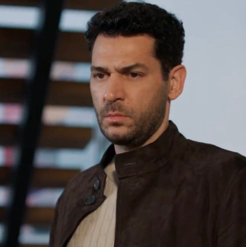 ros🫰🏻🌷 tweet media