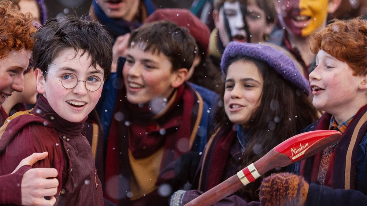 screenrant's tweet image. Finding Harry: The Craft Behind the Magic hit #HBOMax on April 5, 2026, and just a few days later, it was already dominating streaming charts. It's HBO's #1 movie, and sits behind only the hit medical drama, The Pitt, as far as overall weekly views go. 🥇

Source: FlixPatrol |