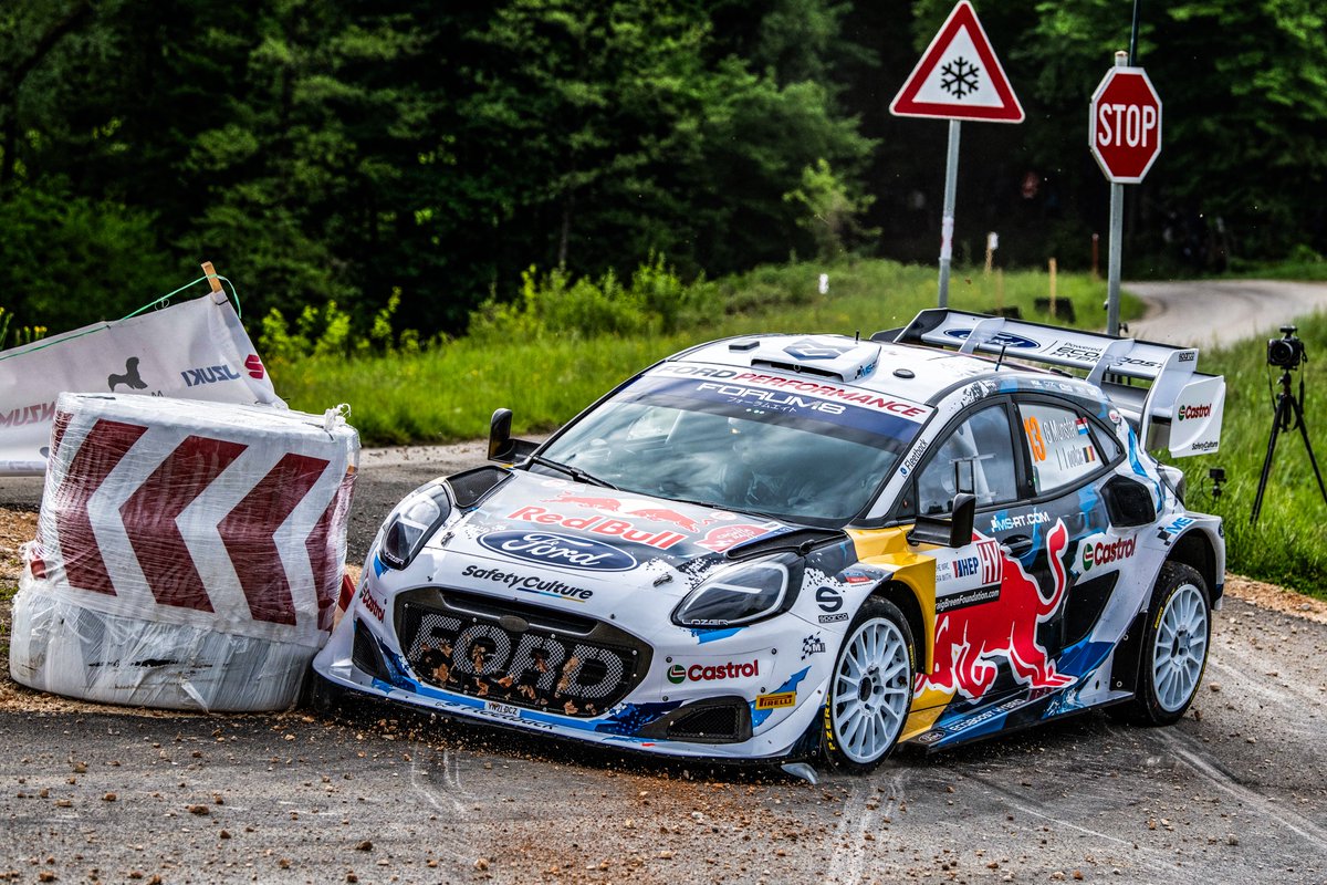 Iván Fernández tweet media