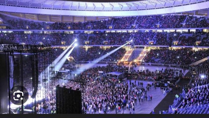 Yoongislovebite's tweet photo. BRING BTS TO SOUTH AFRICA🇿🇦
The demand is here! The stadiums are first class! We are ready to host BTS in our beautiful country! 
We've more than proven it.
Want a stadium with beautiful ocean and mountain views? Cape Town DHL🔥
#BTS_ARIRANG 
@bts_bighit @BTS_twt @BIGHIT_MUSIC https://t.co/UcR24iSeuD