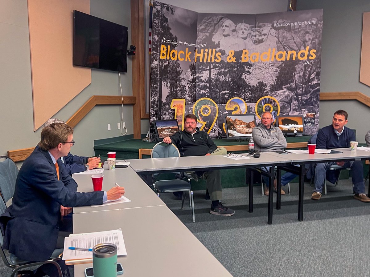 Rep. Dusty Johnson tweet media