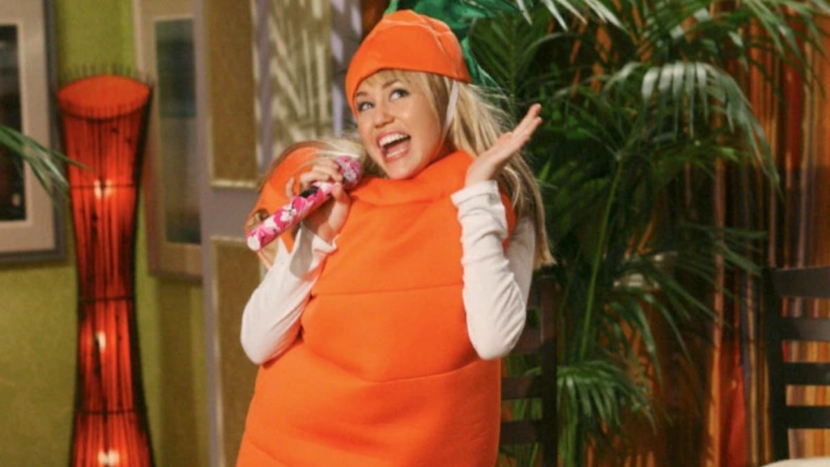 Throwbacks Crave tweet media