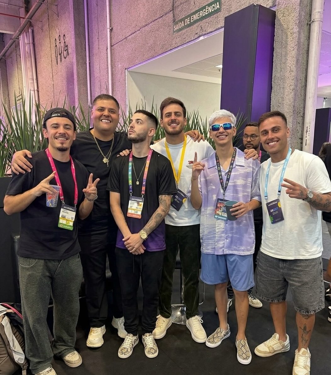 withluank's tweet photo. o ano é 2026 e temos o reencontro do BDJ 1.0 completo, quem diria 🥹 https://t.co/7wQk8L3pmT