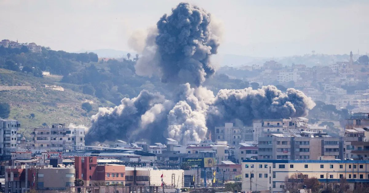 A_M_R_M1's tweet image. 🚨Breaking: The attack on Iran’s Lavan refinery was carried out by Emirati fighter jets.

▪︎ Fars News Agency