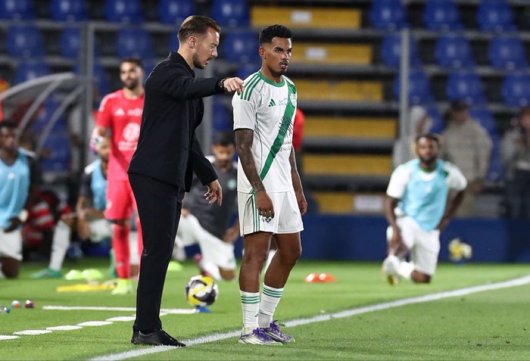 سـيرجي tweet media