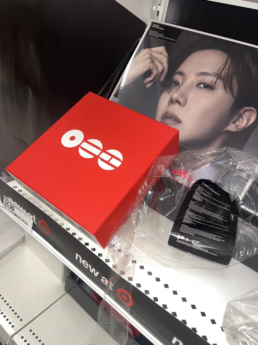 Dirty ⁷ saw BTS at Jimmy Fallon 🪭 💜 tweet media