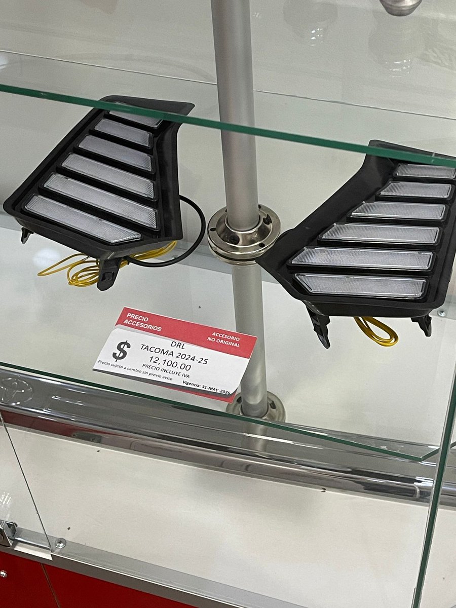 Autoboutique 1/4 de Milla tweet media