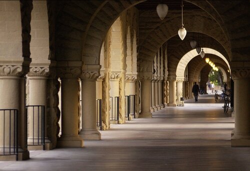 USNewsEducation's tweet image. Unlock your future in law—discover which top schools made the 2026 rankings! #LawSchool #FutureLawyer bit.ly/4bZG4IR
