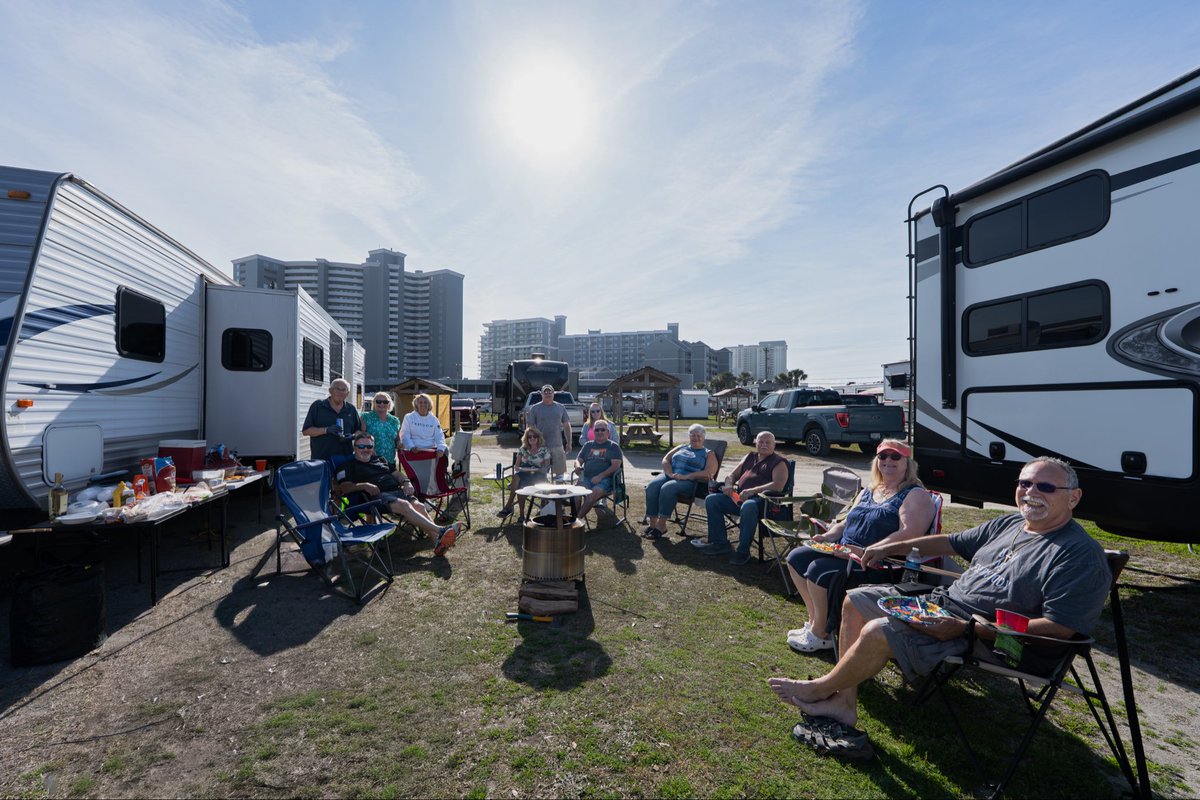 MBTravelPark's tweet photo. The best part about camping is the people you spend it with💙🏕️ https://t.co/4F1MEpvy4M