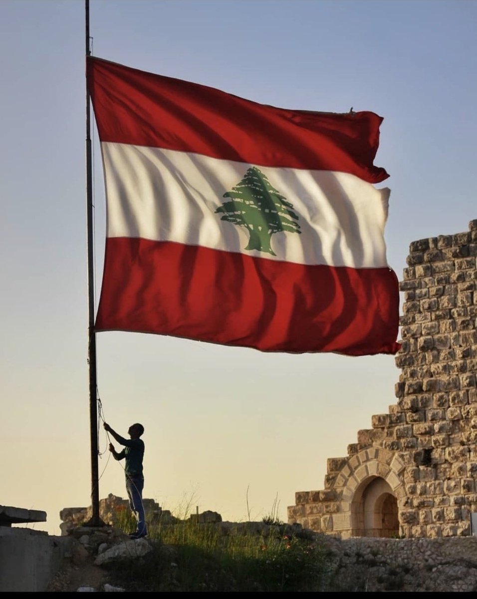 من قلبي سلام ل بيروت 💔
#لبنان