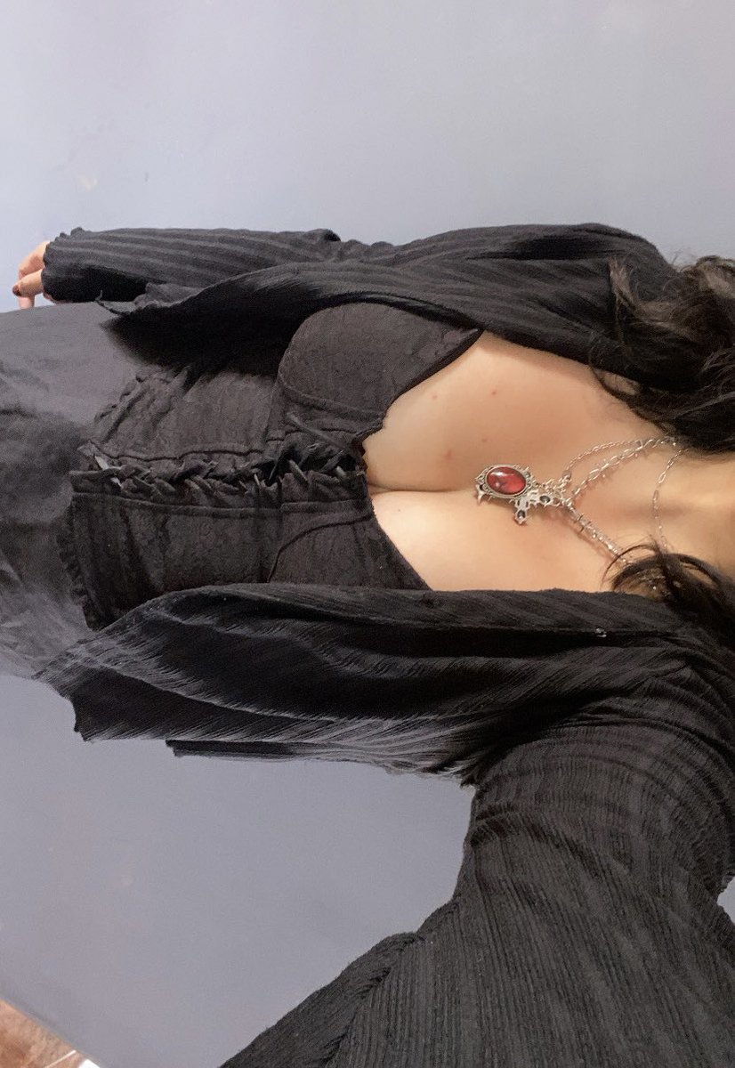 Witch 🕷 tweet media