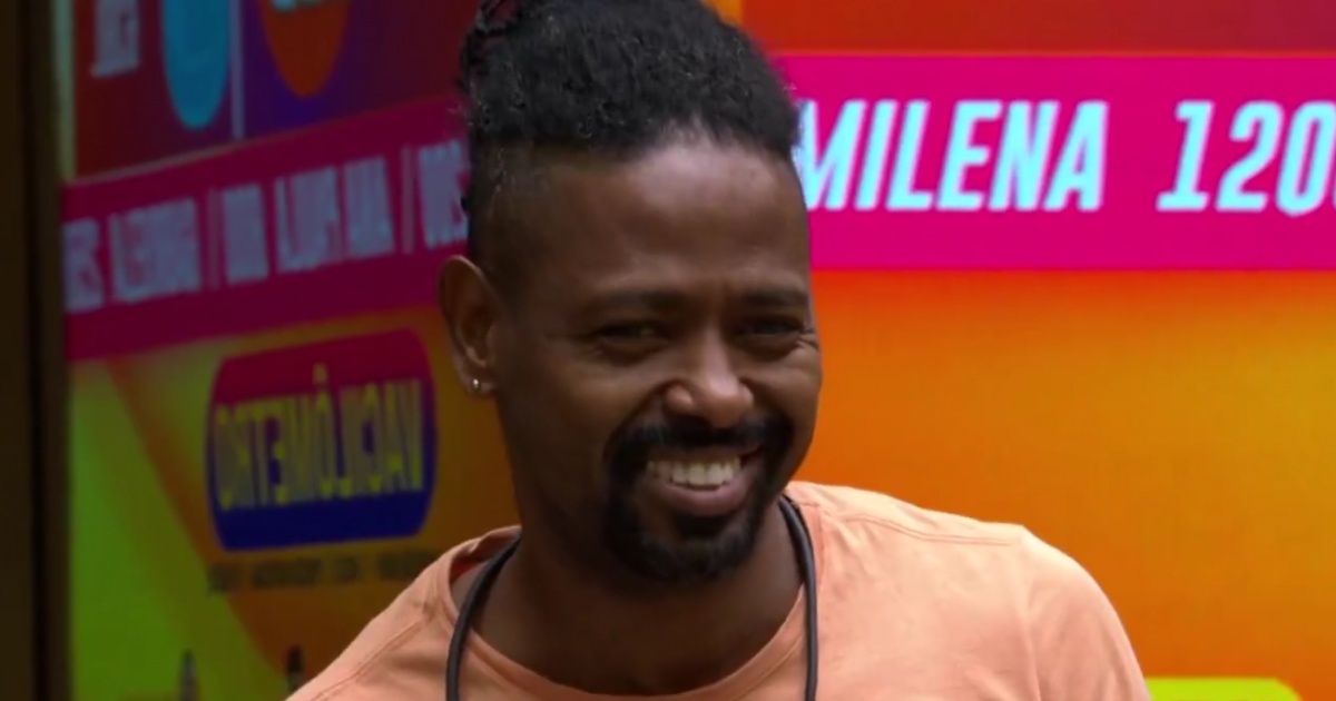 BN Holofote tweet media