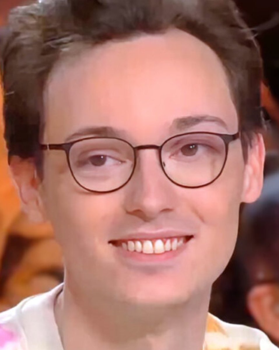 Surfer d’Argent Spam Probable tweet media