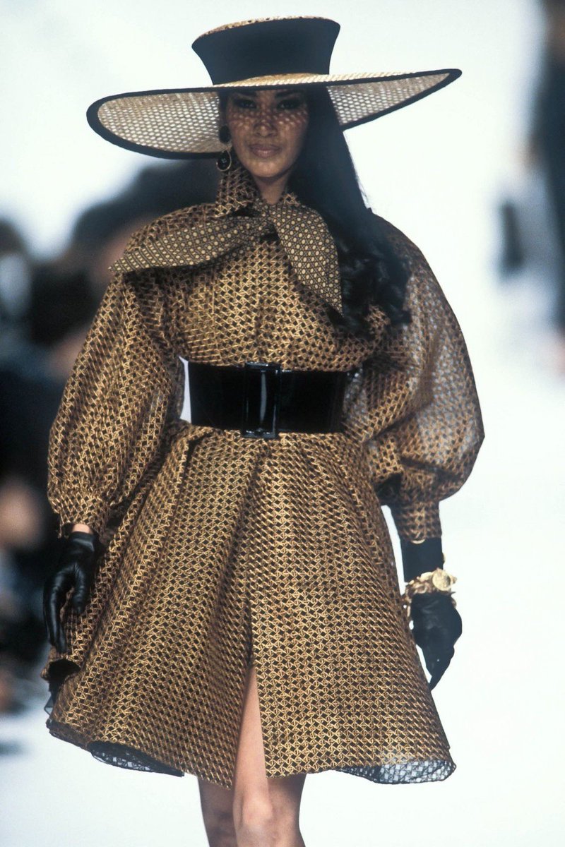 pYSLrada's tweet photo. dior spring 1991 https://t.co/MD34u1UViu