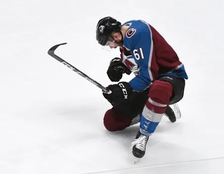 Adrian Hernandez tweet media