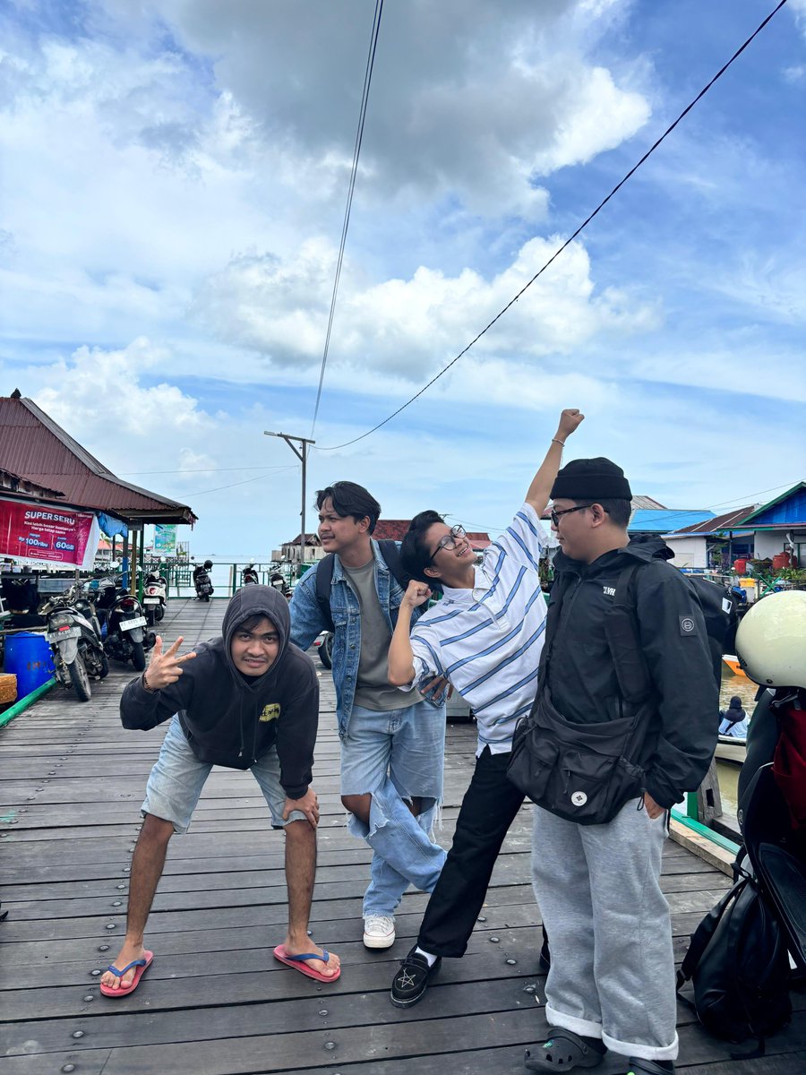 Syaifani10's tweet photo. Parlente https://t.co/YbB9ku8fuf