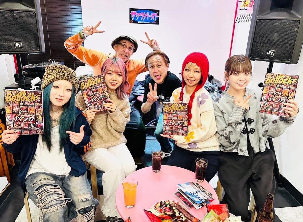 イノウエアツシ tweet media