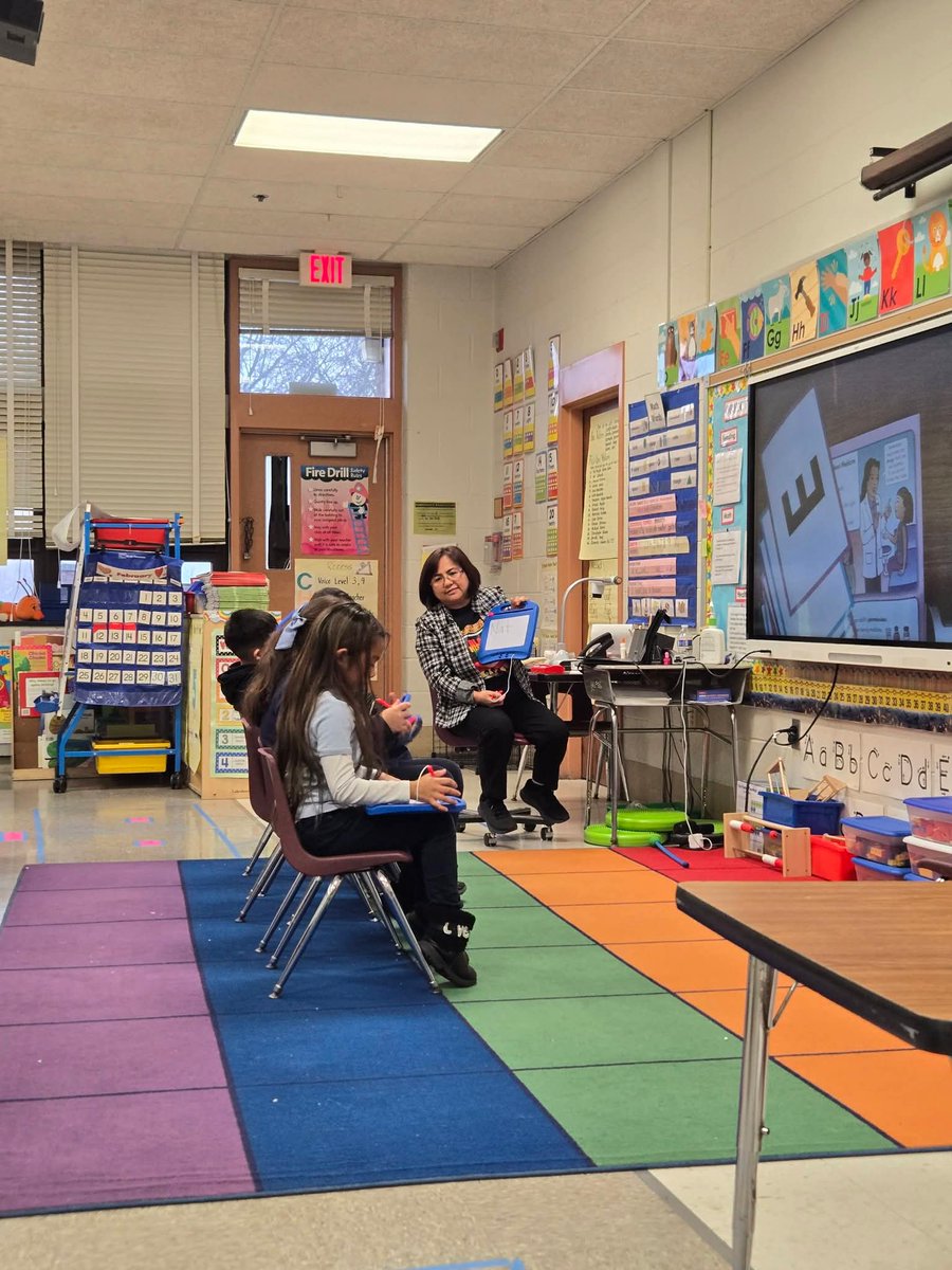 BradburyHeights's tweet image. 🏫ELO &amp;amp; ELD After School Program
 
A good afterschool program can turn the aimless hours after school into productive learning time. That’s a big benefit, especially for kids who learn and think differently. 

#bradburyheights #BHES #BHESPTOSQUAD