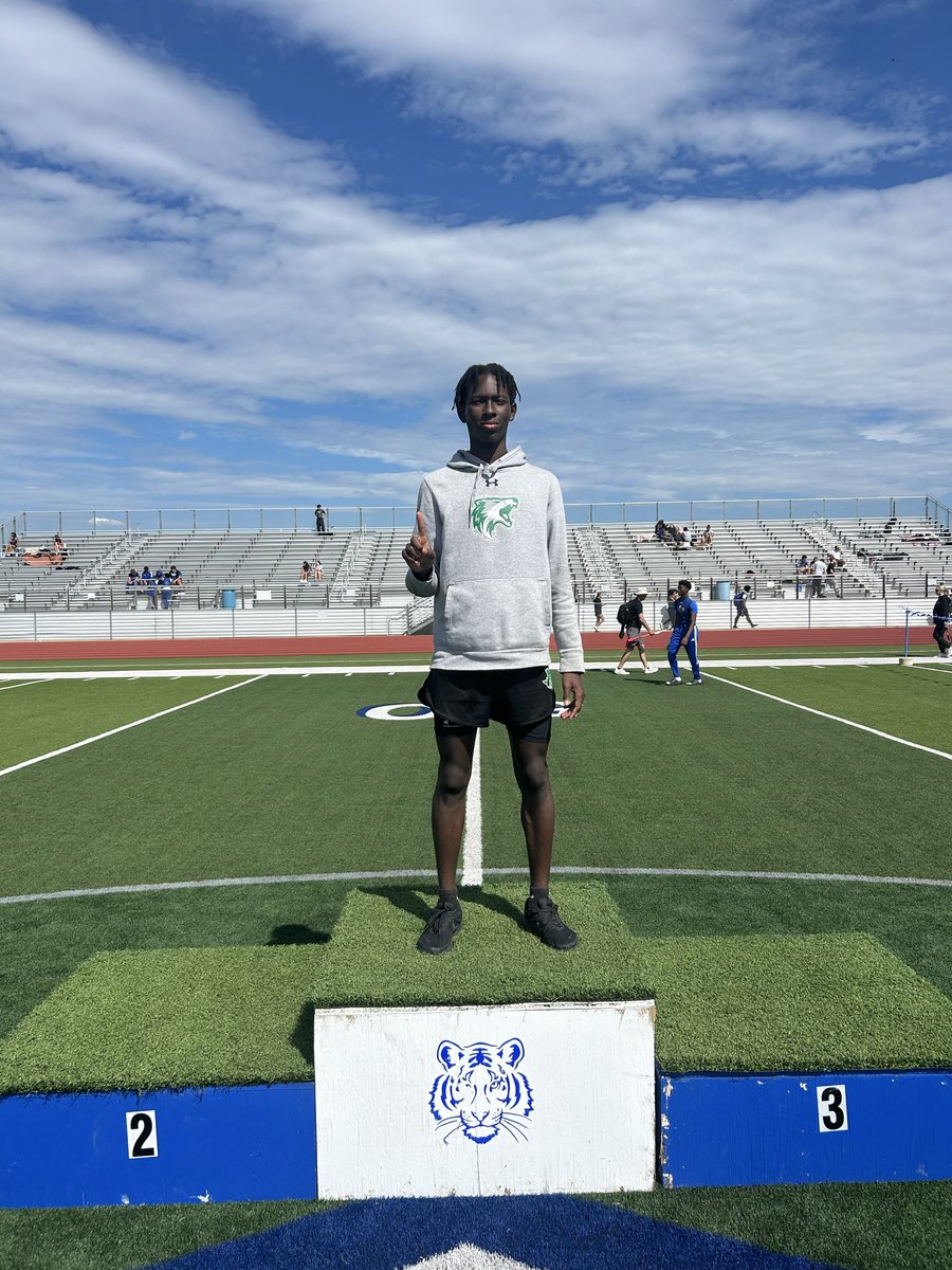 FoxUnleash's tweet photo. Your Jv District Champion in the Long Jump Isaiah Sanders. Also in 6th place Dylan Stroop. It’s a Great day to be a FOX! @KodiCrane @luke__allison @CaddoMillsHS @CaddoClub #UNCOMMON #unLEASH #FoxFast https://t.co/FBajvjQrY7