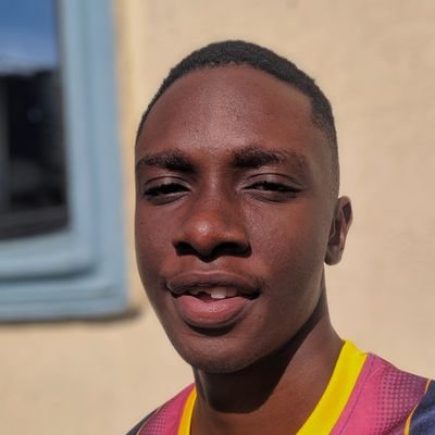 Xbeezy_FX's tweet photo. @TheDamiForeign No mind him nah this shovel Teeth be the next Target https://t.co/lfmQWG12G9