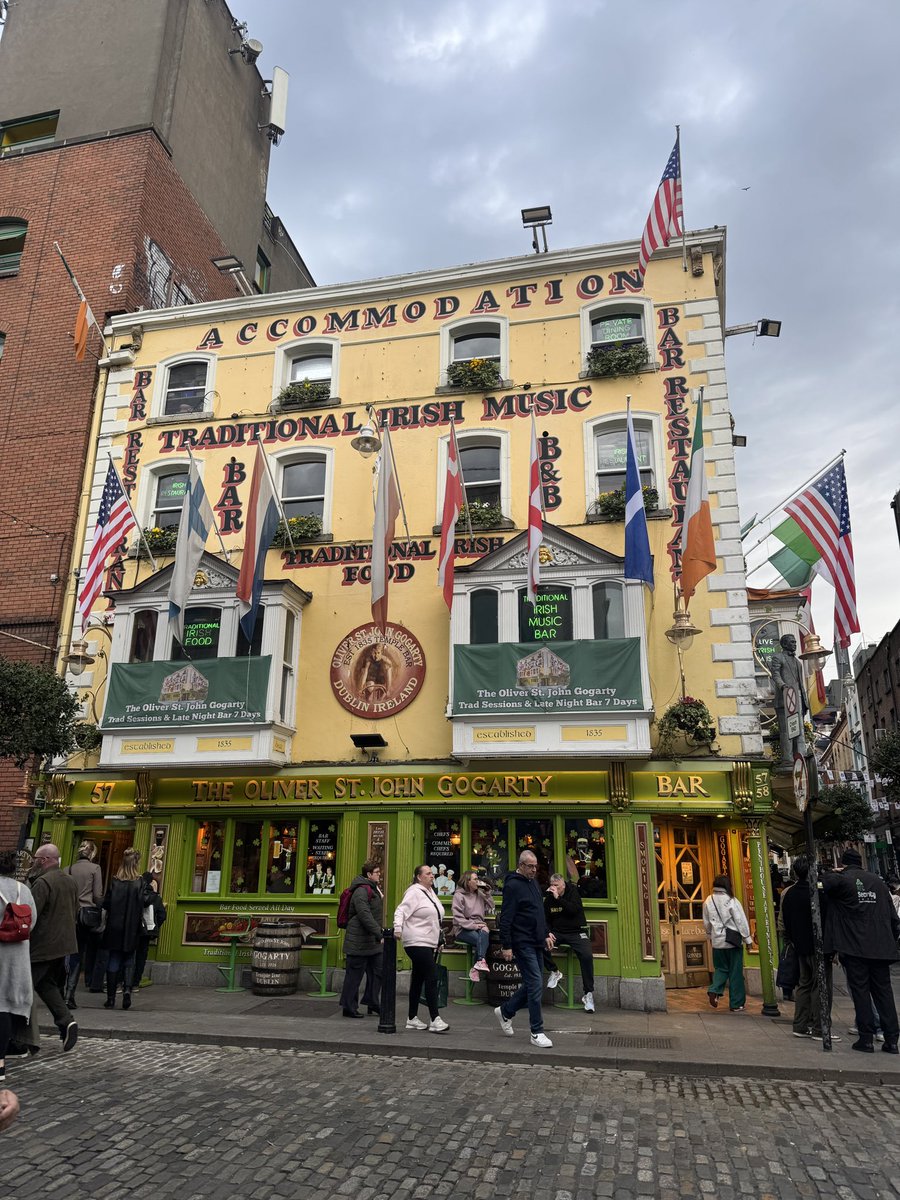 helin ▯ tweet media