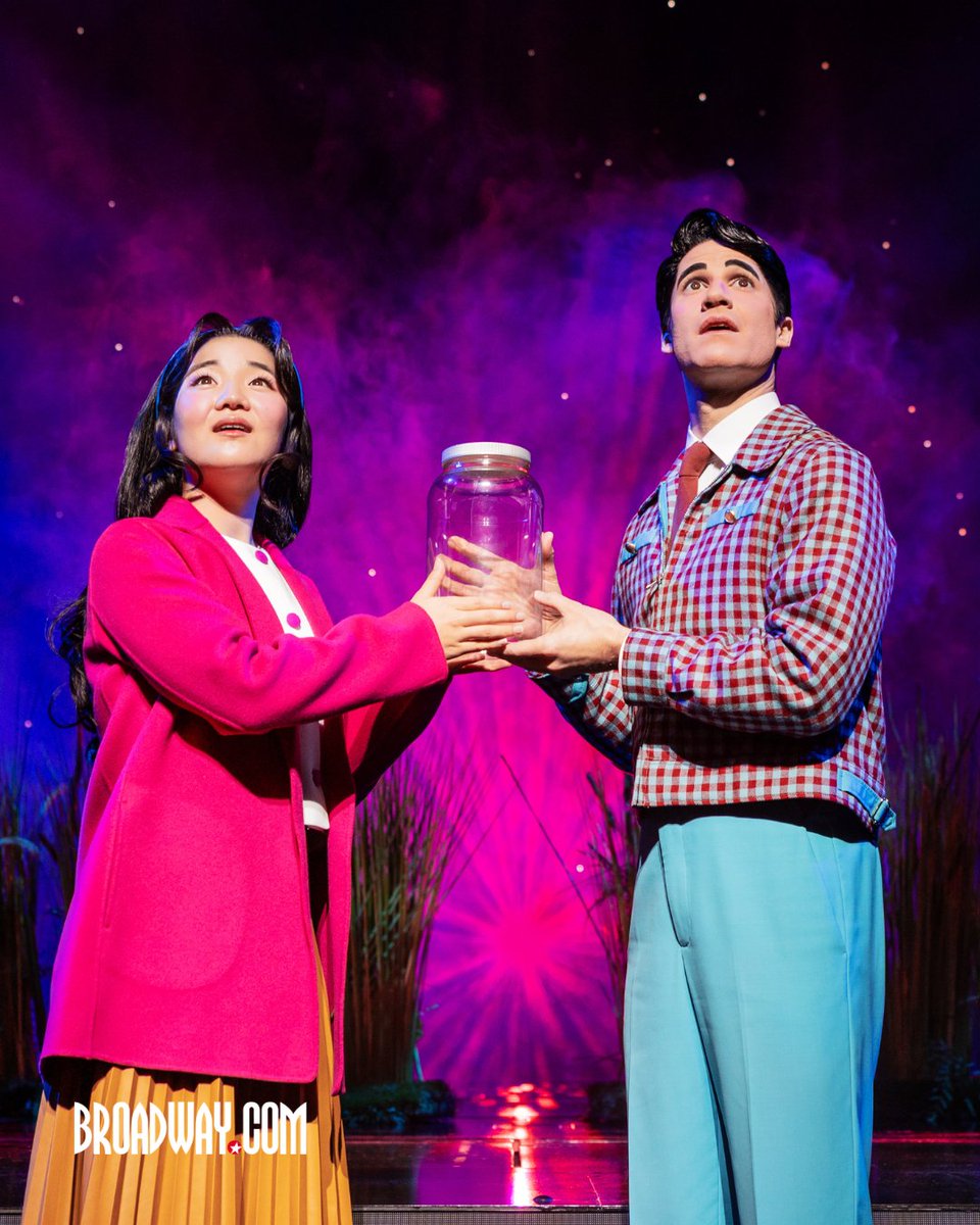 broadwaycom's tweet image. Claire Kwon is playing Claire opposite Tony Award winner Darren Criss in the MAYBE HAPPY ENDING before heading out on the musical's national tour this September!

See MAYBE HAPPY ENDING: bit.ly/4bSTF27

📸: Matthew Murphy &amp;amp; Evan Zimmerman

#broadway #maybehappyending