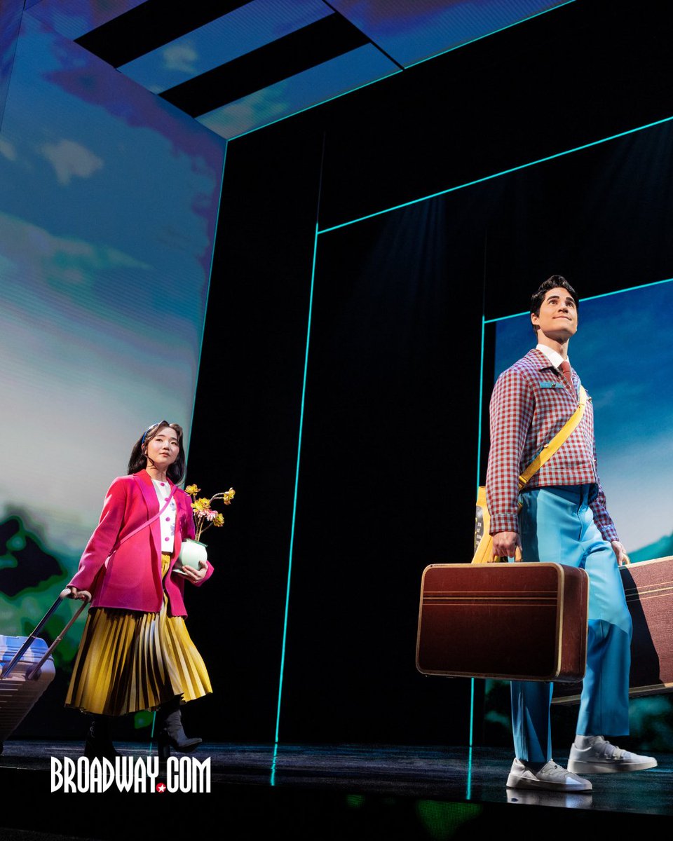 broadwaycom's tweet image. Claire Kwon is playing Claire opposite Tony Award winner Darren Criss in the MAYBE HAPPY ENDING before heading out on the musical's national tour this September!

See MAYBE HAPPY ENDING: bit.ly/4bSTF27

📸: Matthew Murphy &amp;amp; Evan Zimmerman

#broadway #maybehappyending