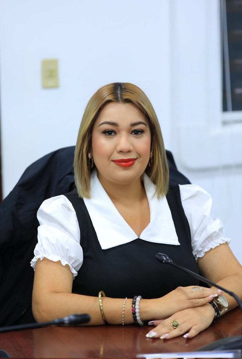 Feliz tarde amig@s ☀️
Ya lista en la Comisión de Salud , Agricultura y Medio Ambiente. 💙