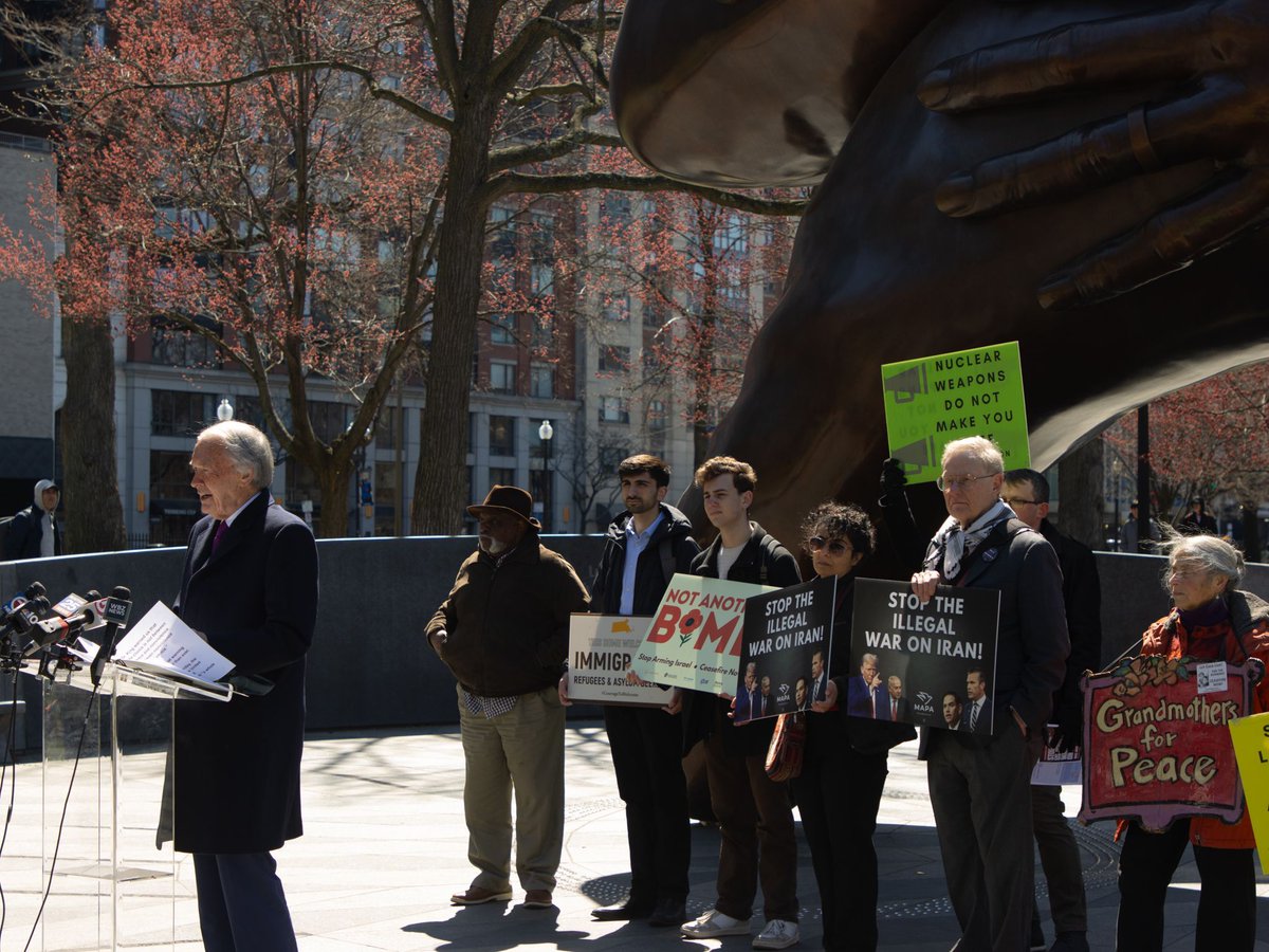 Ed Markey tweet media