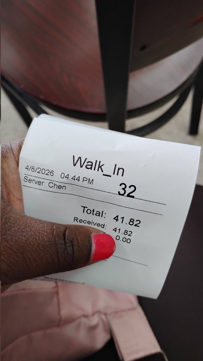 PayGoddessD's tweet photo. Just spent $41.82 on Chinese food 🍜

While I sit here full and satisfied, you should be thinking about how you’re going to reimburse me… properly.

I don’t pay for my own cravings that’s your job.

Send tribute now and prove you’re useful 💸 https://t.co/yF6CY60BTq