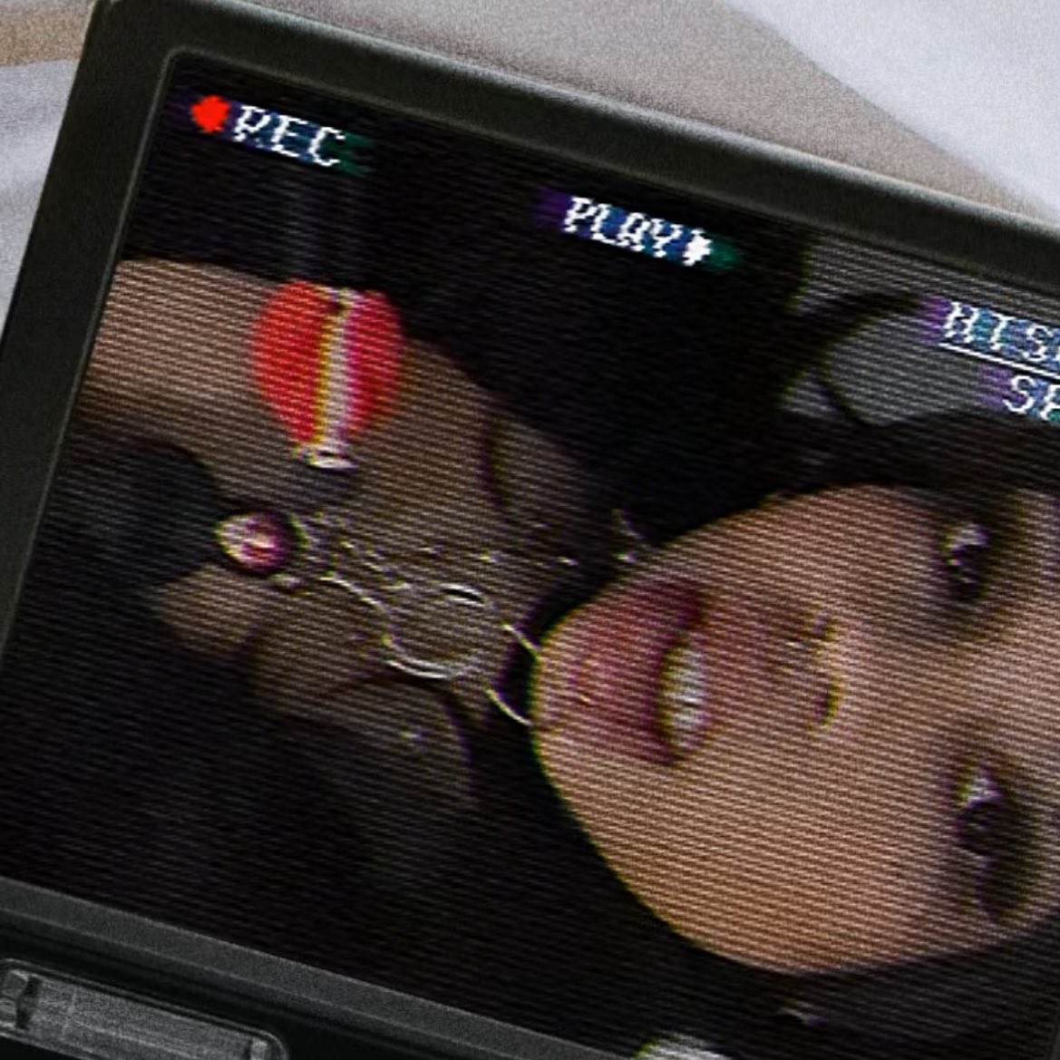 NO LABELS. JUST ANA ⁎𖤐⁎⁺˳✧ tweet media