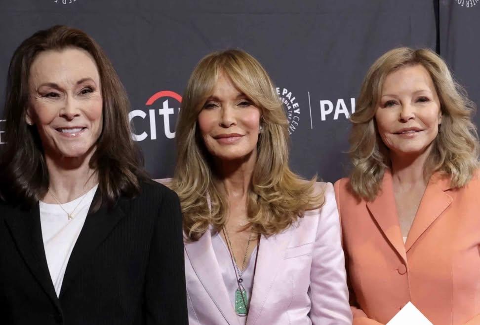 destapandolose1's tweet image. Ultima Hora

Las Ángeles de Charlie se reúnen: Kate Jackson, Jaclyn Smith y Cheryl Ladd juntas de nuevo.

 ¡Hay un cirujano plástico por ahí que debería ser despedido!...🎯